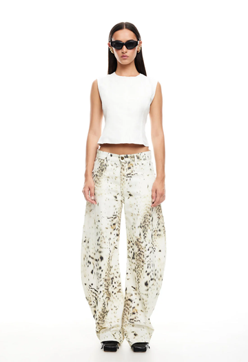 Sasha Barrel Jeans in Snow Leopard